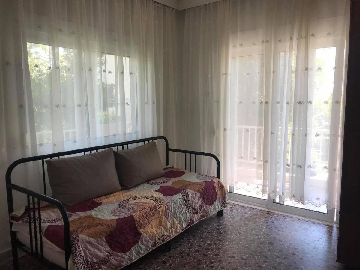 ניאה מודאניה Stefani Apartment With A Sea View Terrace! מראה חיצוני תמונה